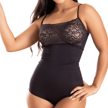 Body moldeador tanga con encaje | Invisible y cómodo